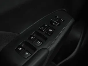 Hyundai  13