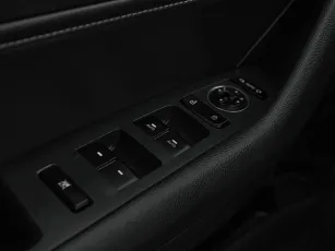 Hyundai  13