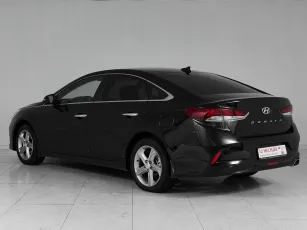 Hyundai  4