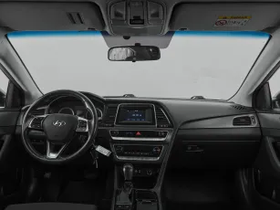 Hyundai  8