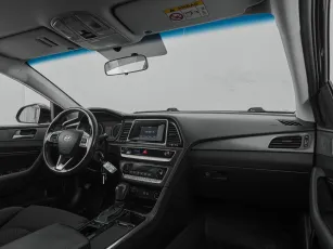 Hyundai  9