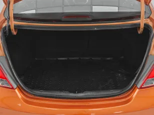 Hyundai  15