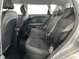 Kia  11