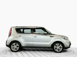 Kia  4