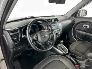 Kia  8