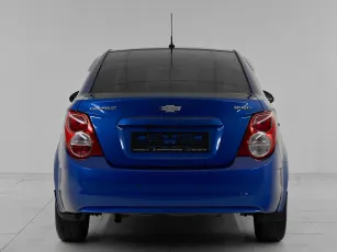 Chevrolet  5