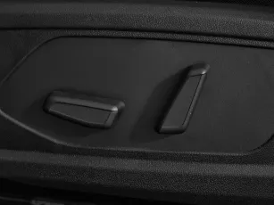 Hyundai  15