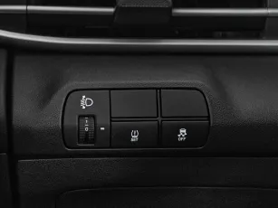 Hyundai  16