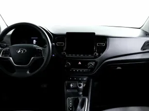 Hyundai  10