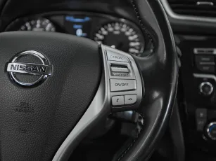 Nissan  12
