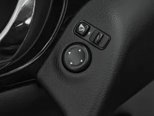 Nissan  14