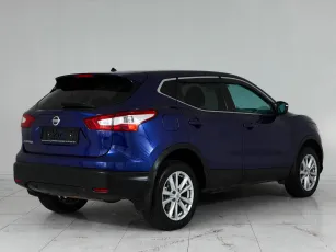 Nissan  6
