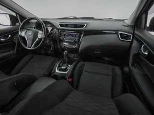 Nissan  9