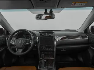 Toyota  8