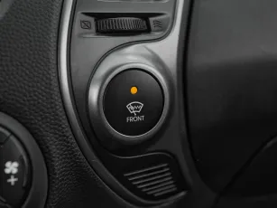 Hyundai  11