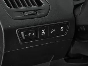 Hyundai  14