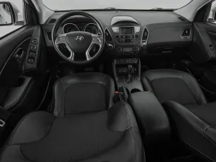 Hyundai  7