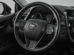 Toyota  10
