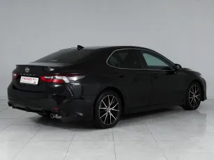 Toyota  6