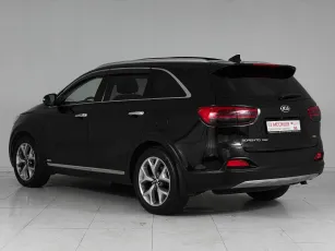 Kia  4