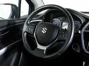 Suzuki  12