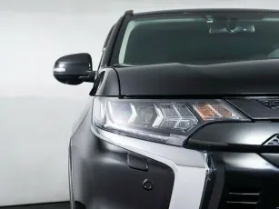 Mitsubishi  7