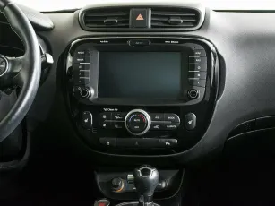 Kia  13