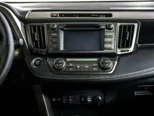 Toyota  11