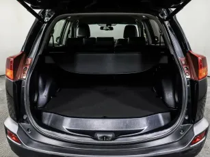 Toyota  15