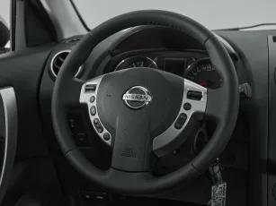 Nissan  12