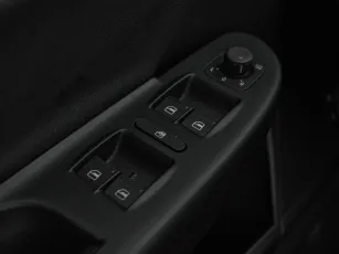 Volkswagen  16