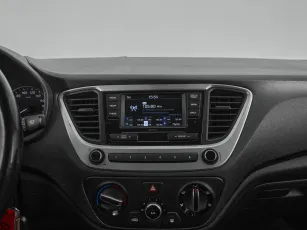 Hyundai  15