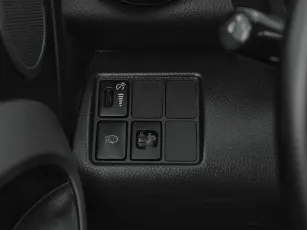 Toyota  13