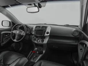Toyota  9