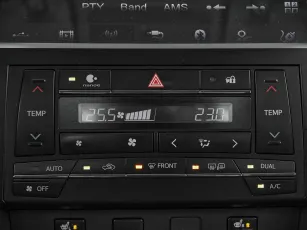 Toyota  18