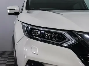 Nissan  7