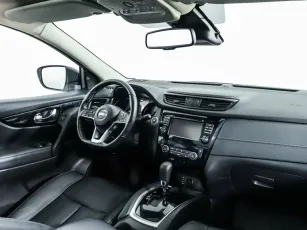 Nissan  9