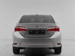 Toyota  5