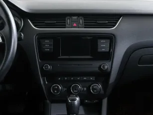 Skoda  8