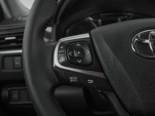 Toyota  11