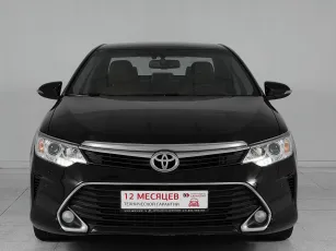 Toyota  2