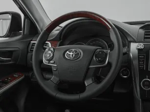 Toyota  10