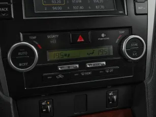 Toyota  18