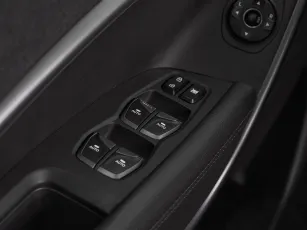 Hyundai  13