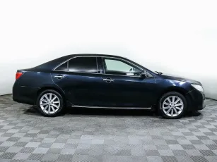 Toyota  4