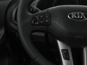 Kia  12