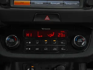 Kia  17