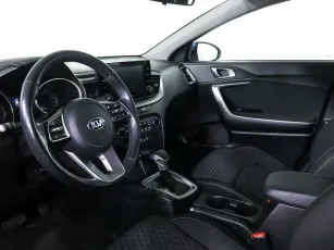 Kia  12