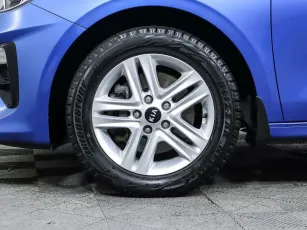 Kia  9