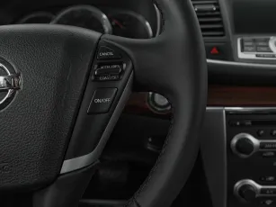Nissan  12